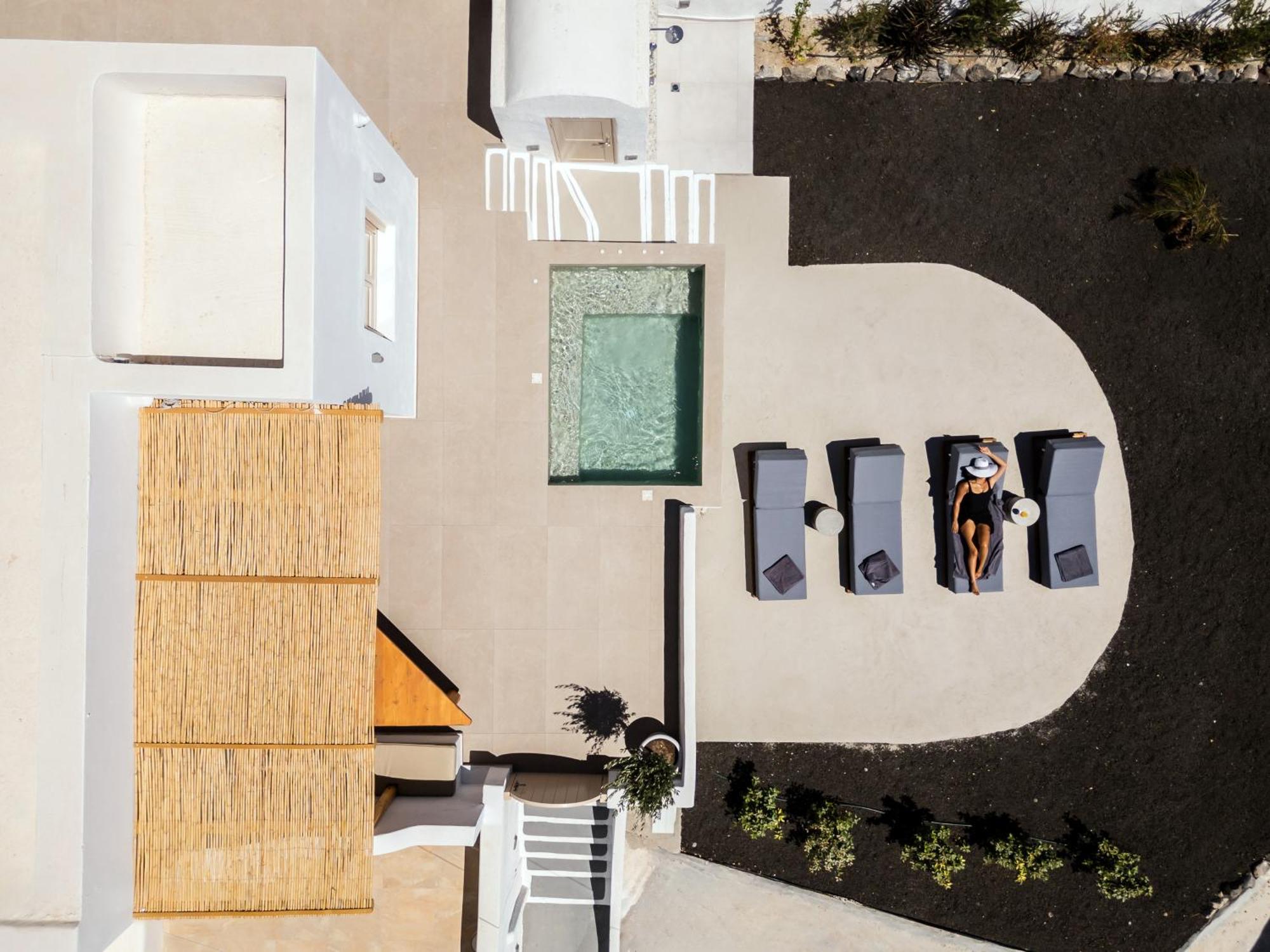 Endless East Luxury House